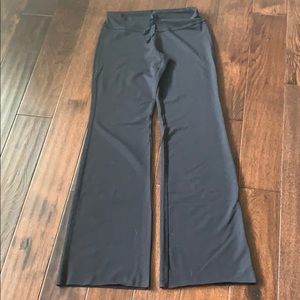 Express Light weight black sweat paints. NWT